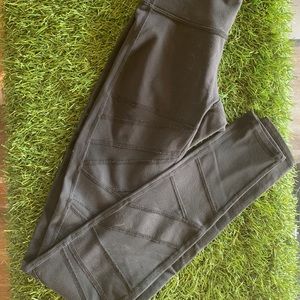 Lululemon Wunder Under MESH